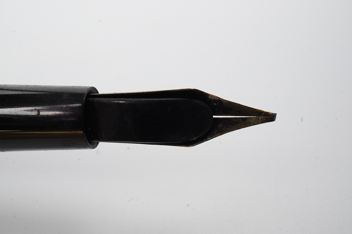 A rare Waterman eye dropper with French control marks with cornelian stone cap top. Highly collectable and sought after pen